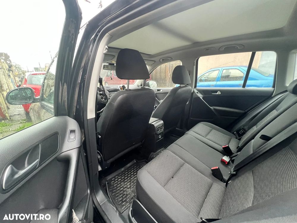 Volkswagen Tiguan - 7