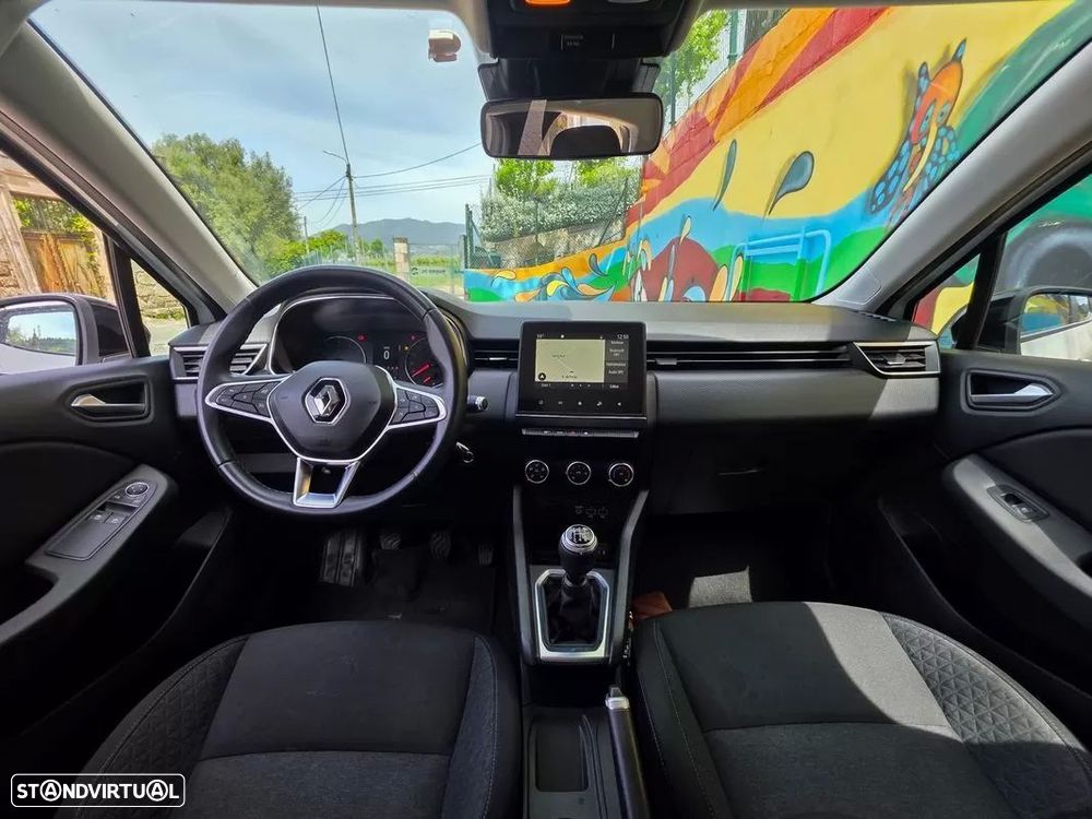 Renault Clio 1.0 TCe Exclusive - 4