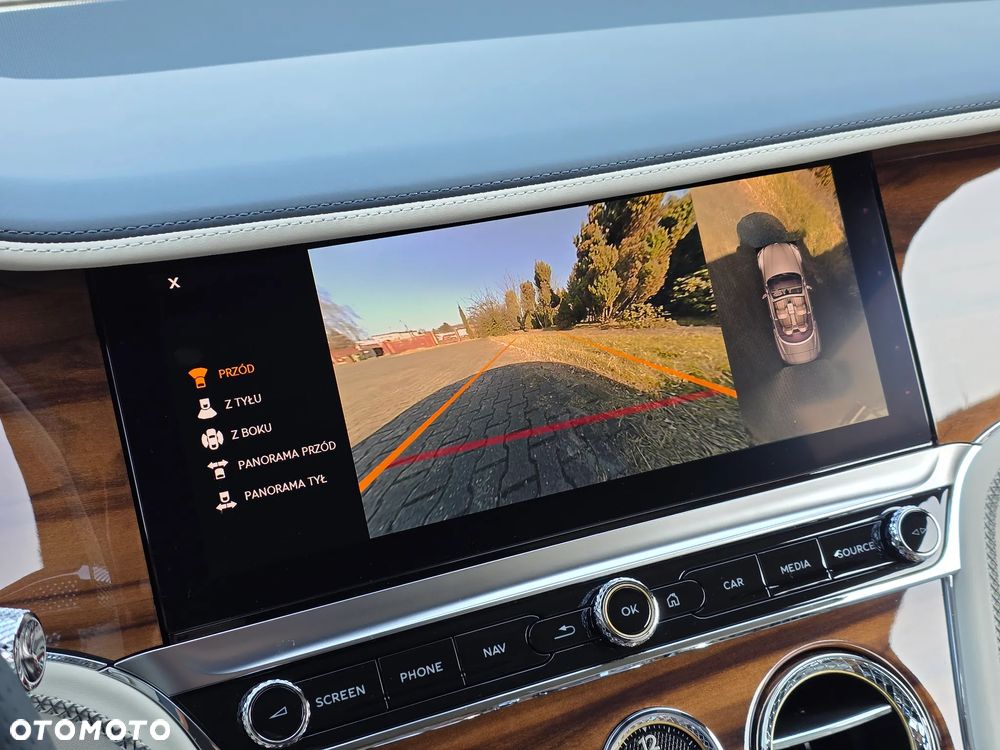 Bentley Flying Spur - 37