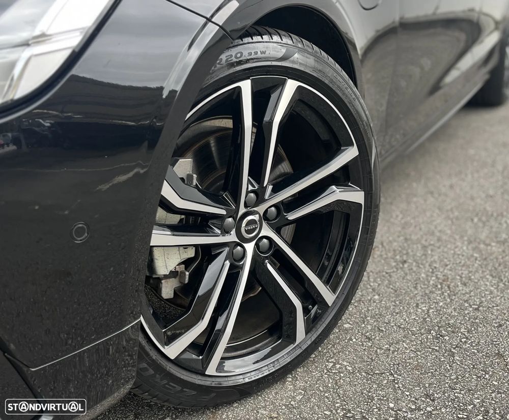 Volvo V90 2.0 T6 PHEV Plus Dark AWD - 9