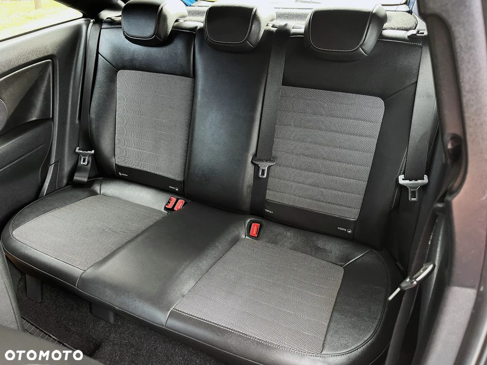 Opel Corsa 1.6 Turbo OPC - 19