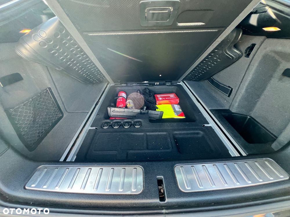 BMW X4 xDrive20d - 33