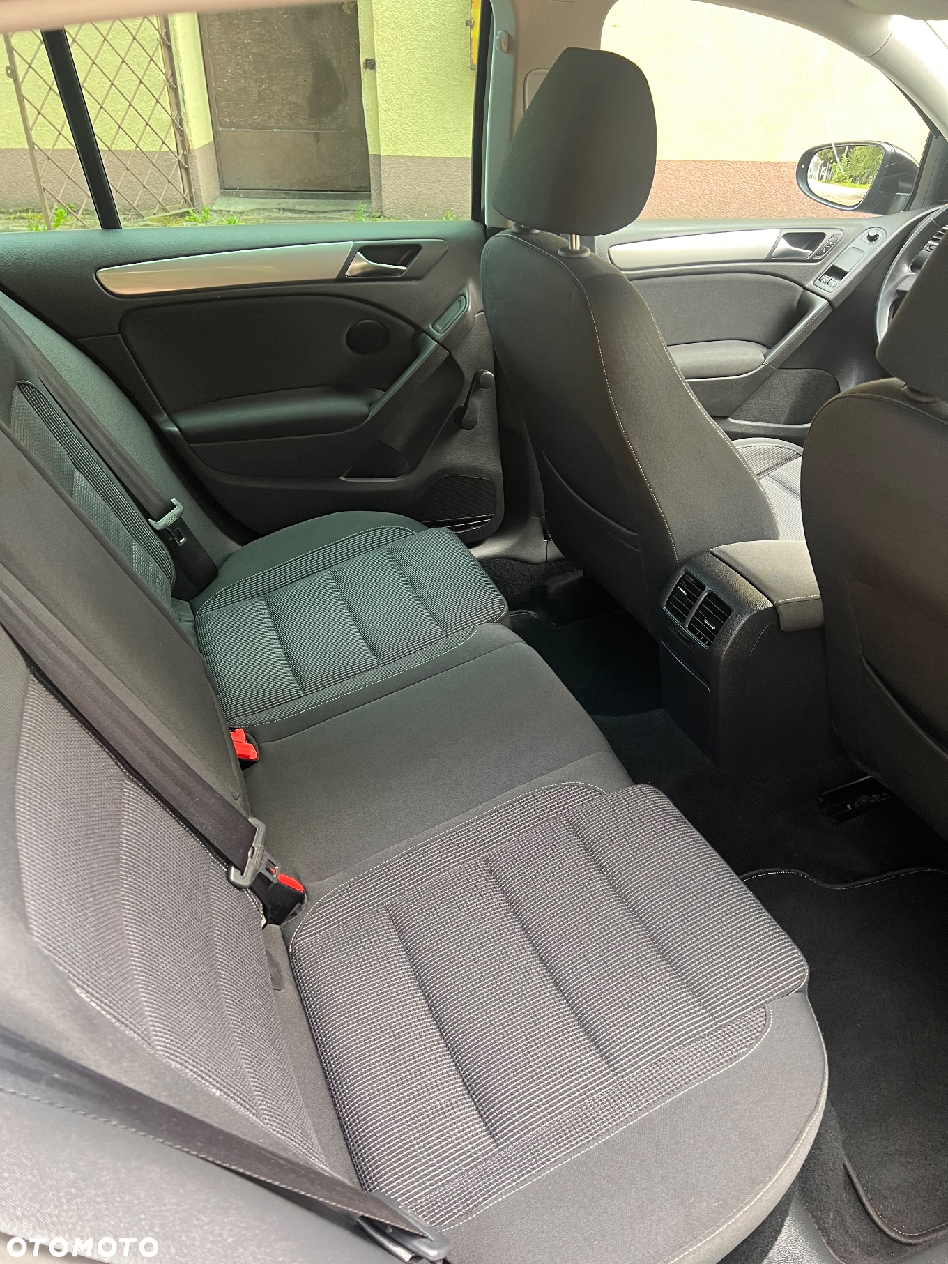 Volkswagen Golf - 13