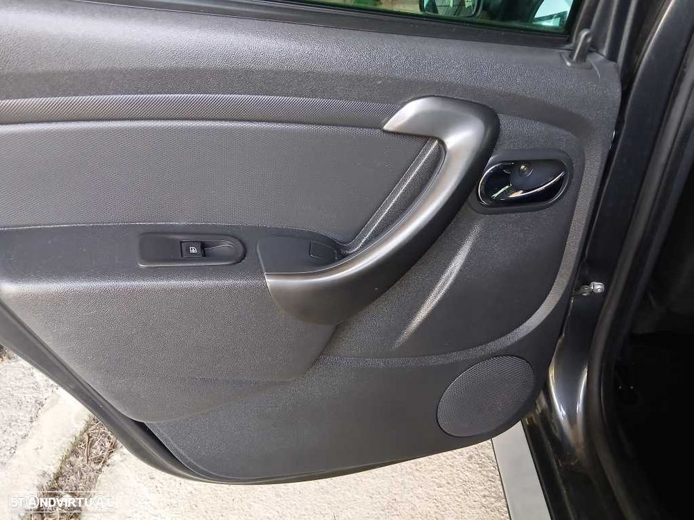 Dacia Duster 1.5 dCi Prestige - 19