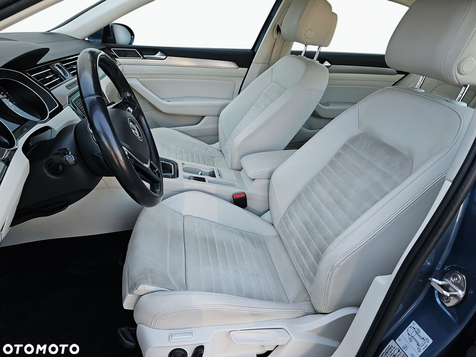Volkswagen Passat - 15