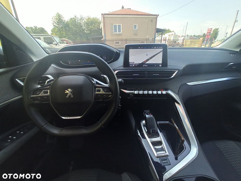 Peugeot 5008 - 18