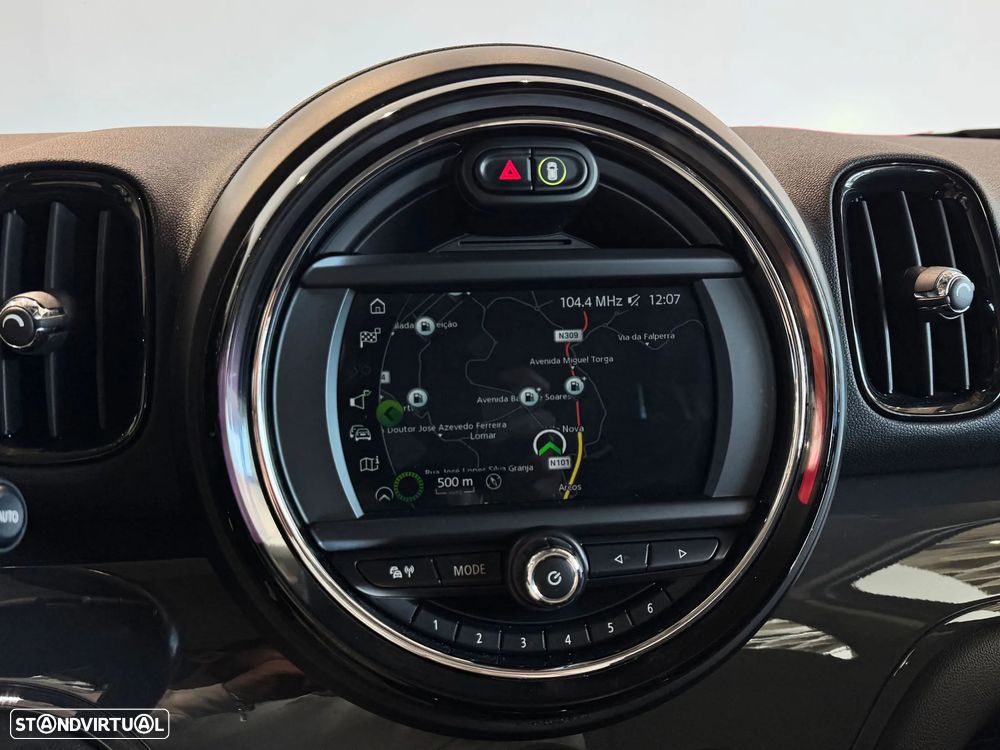 MINI Countryman Cooper D ALL4 Auto - 12