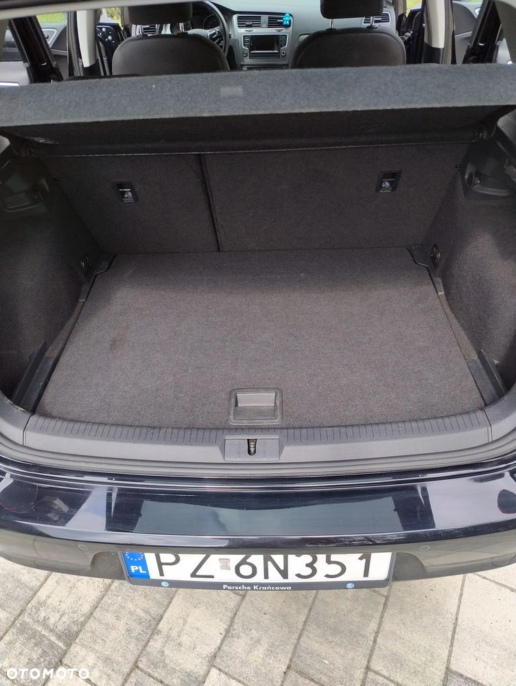 Volkswagen Golf 1.2 TSI BMT Comfortline - 11