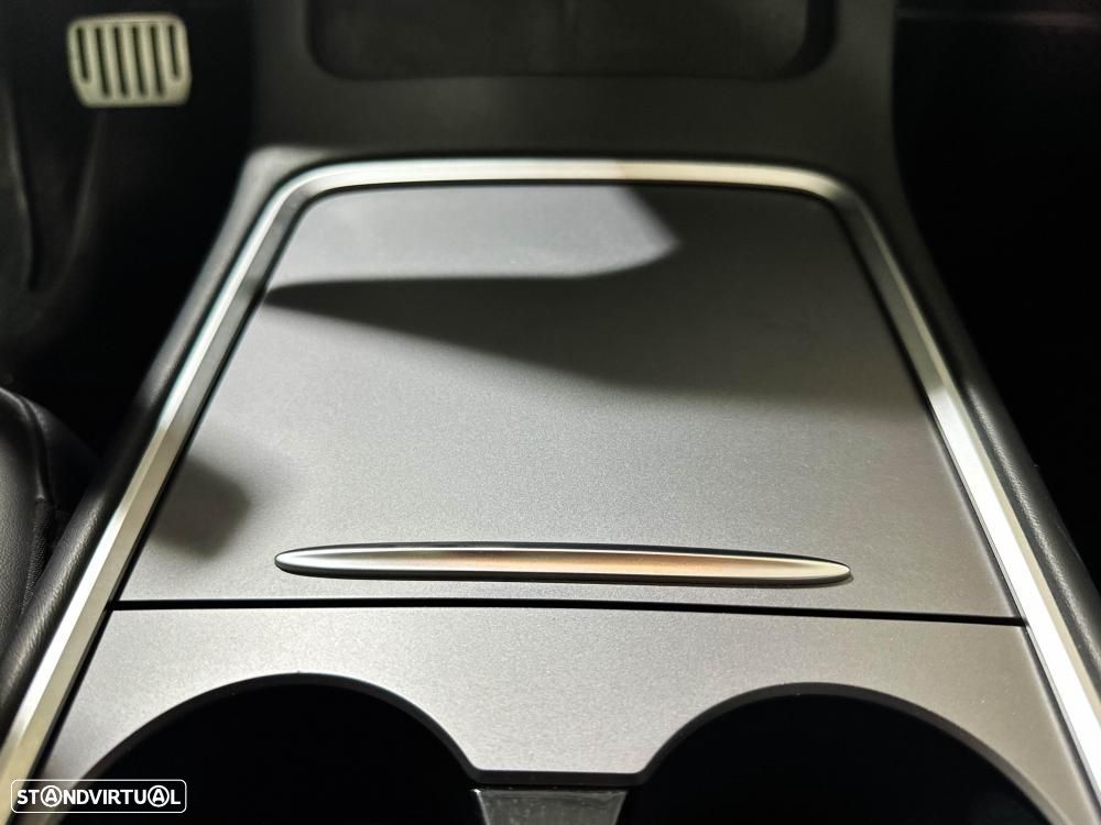 Tesla Model 3 Long Range AWD Dual Motor - 33