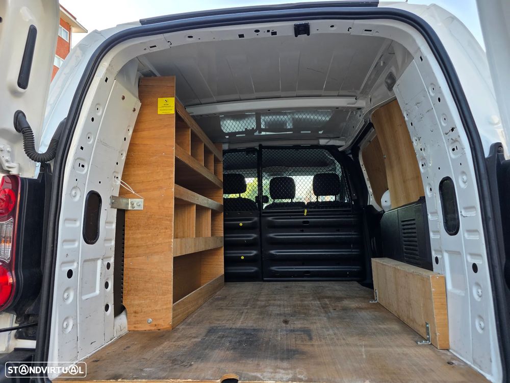 Citroën Berlingo 1.6HDi Longa com Iva Dedutível - 11