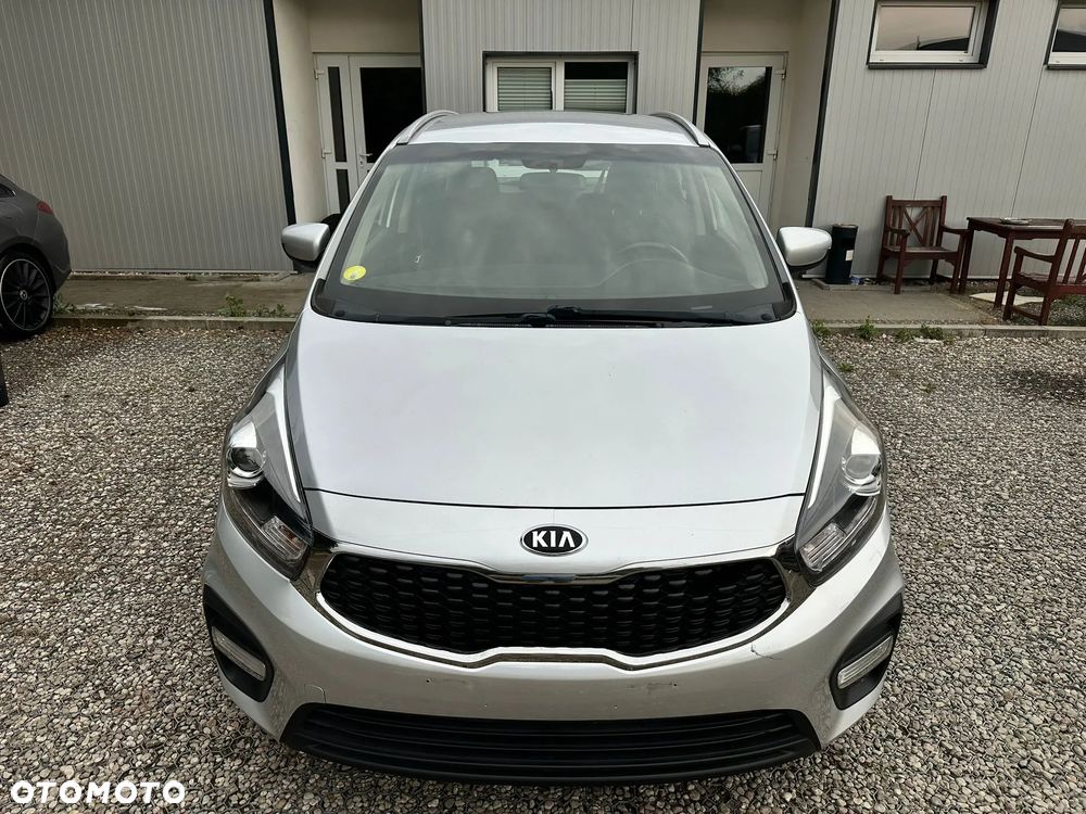 Kia Carens 1.7 CRDi L - 4