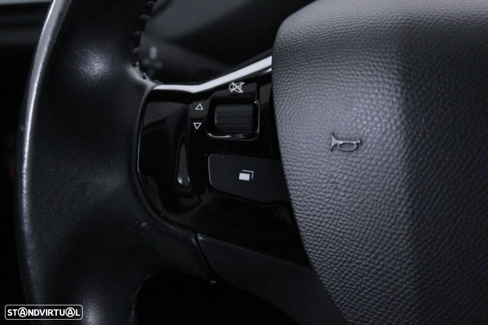 Peugeot 308 SW 1.5 BlueHDi Style - 22
