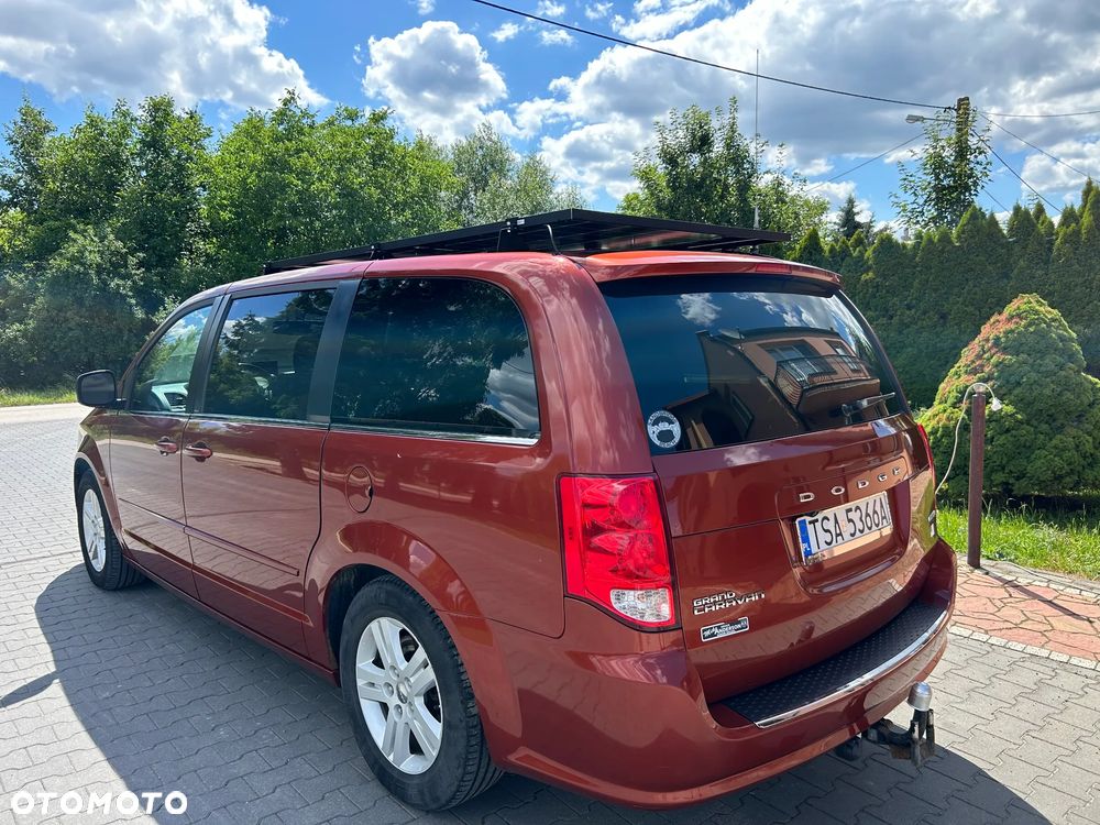Dodge Grand Caravan - 5