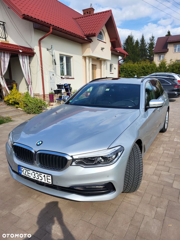 BMW Seria 5 520d xDrive Sport Line sport - 2