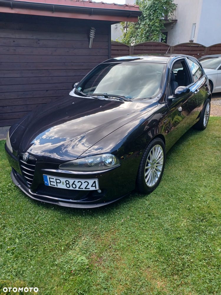 Alfa Romeo 147 1.6 Twin Spark Black Line - 3