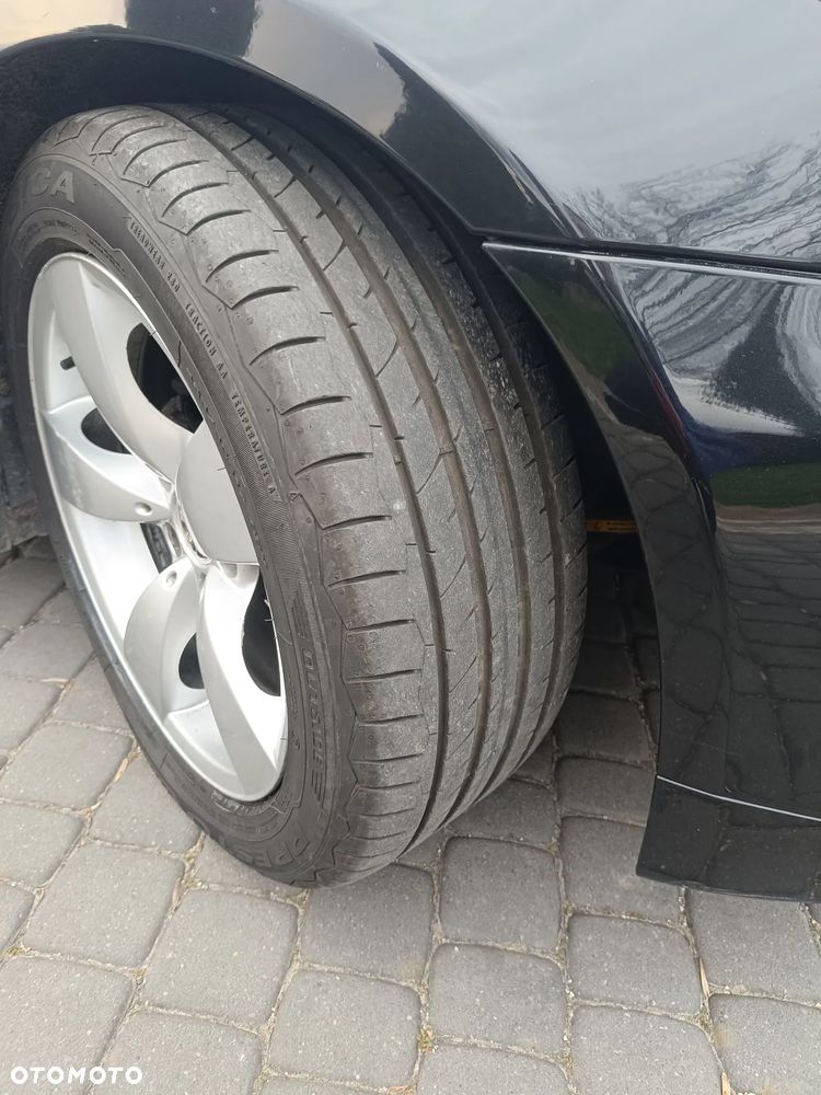 BMW Seria 5 520d Special Edition - 16