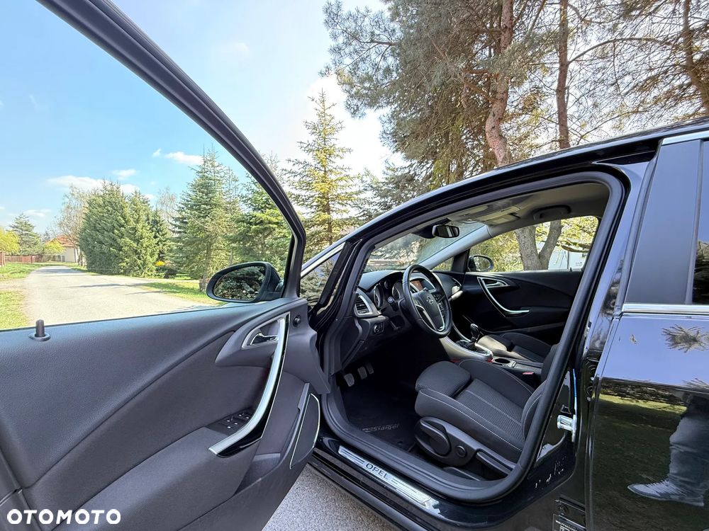 Opel Astra 1.4 Turbo Cosmo - 12