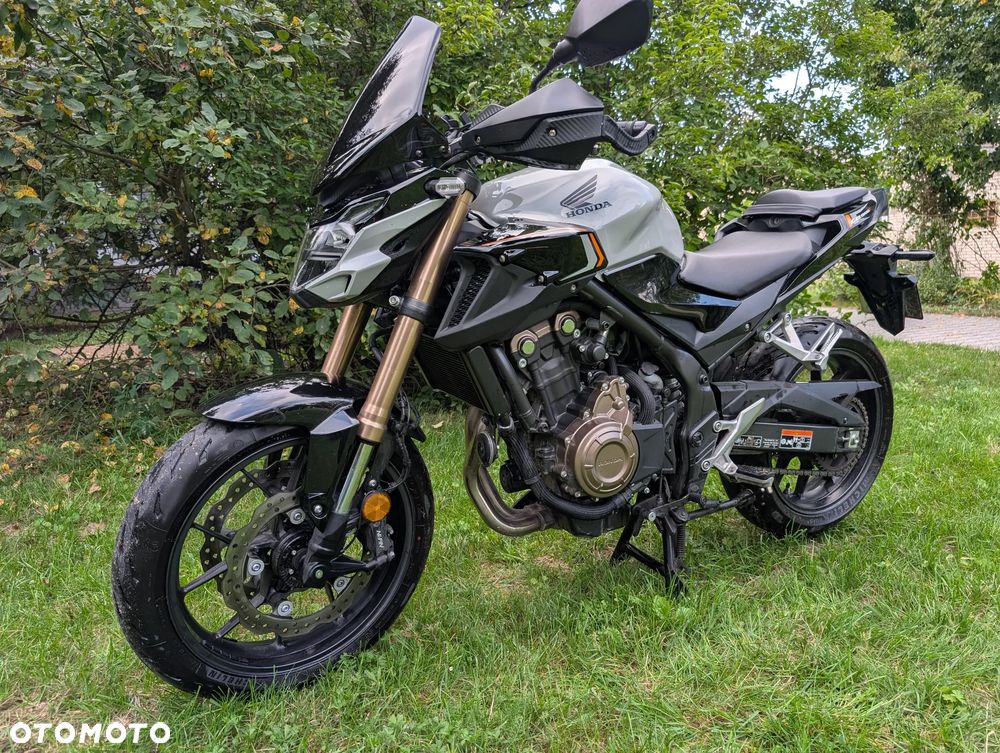Honda CB - 2