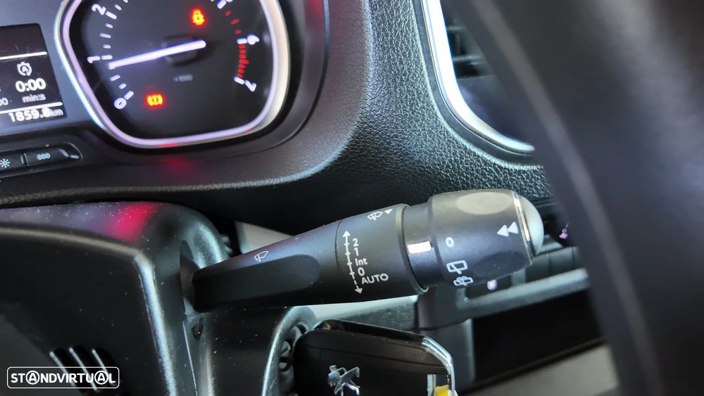 Peugeot Traveller L2 1.5 BlueHDi 120 Allure - 18