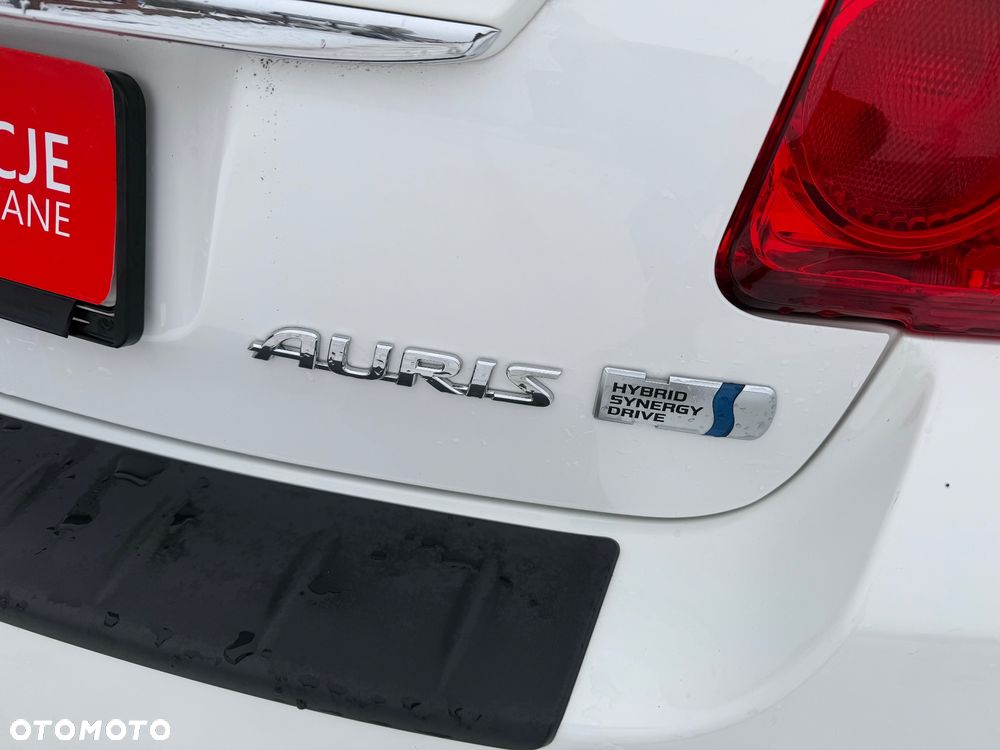 Toyota Auris 1.8 HSD Luna - 8