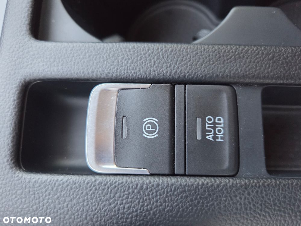 Volkswagen Passat 2.0 TDI BMT Highline DSG - 30