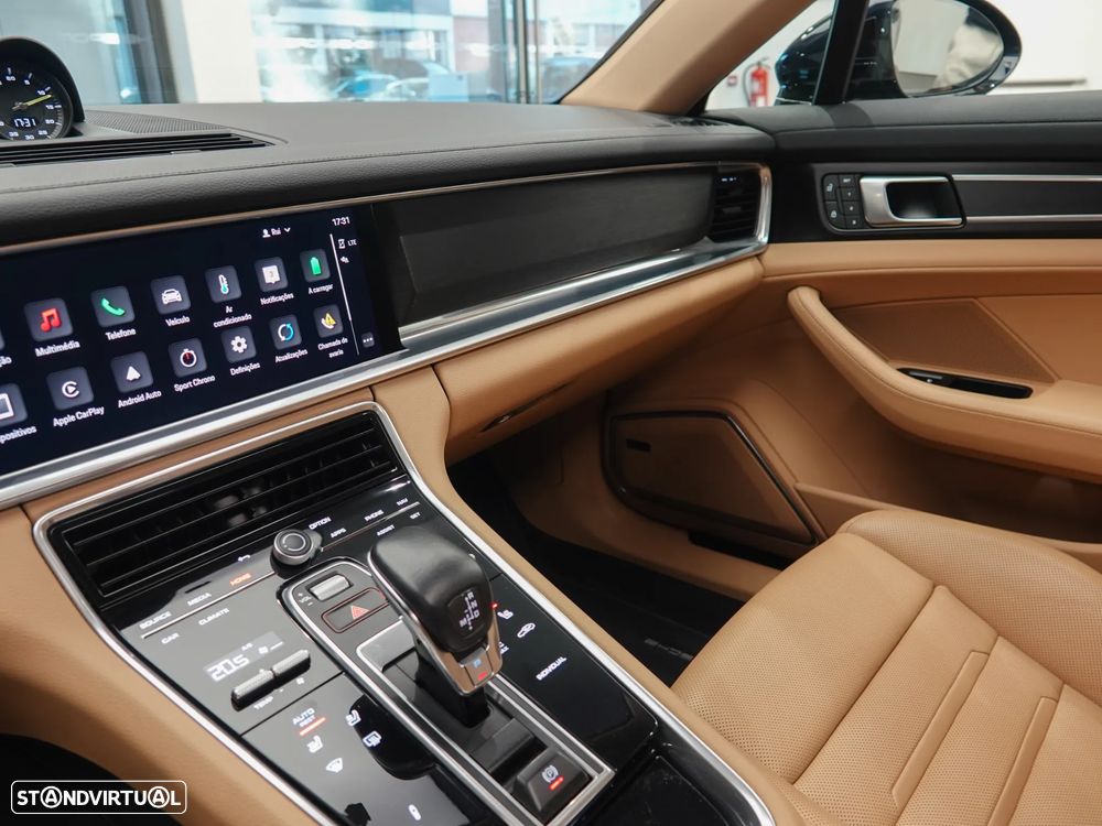 Porsche Panamera Sport Turismo 4 E-Hybrid Platinum Edition - 28