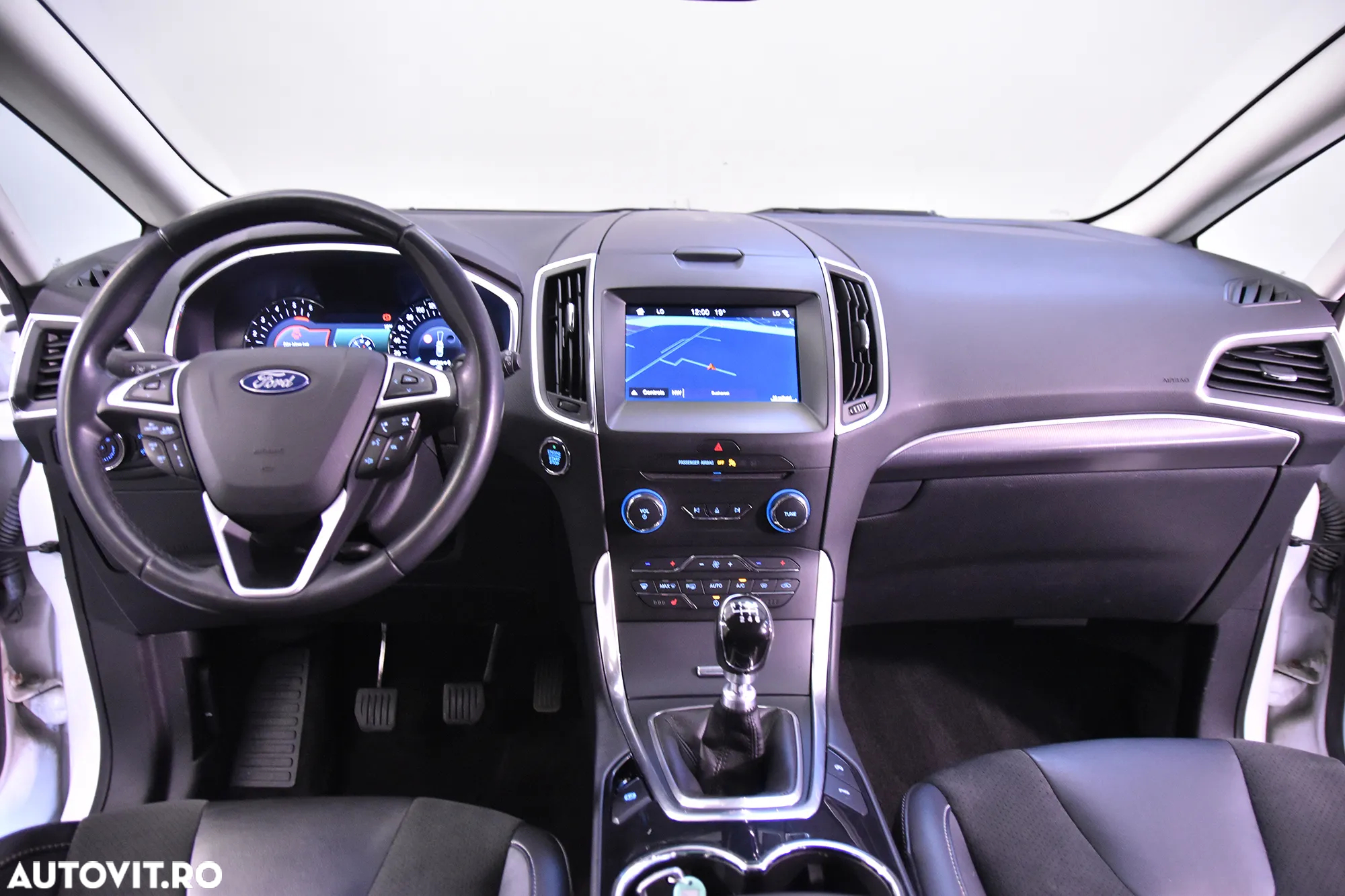 Ford S-Max 2.0 TDCi Powershift Titanium - 9