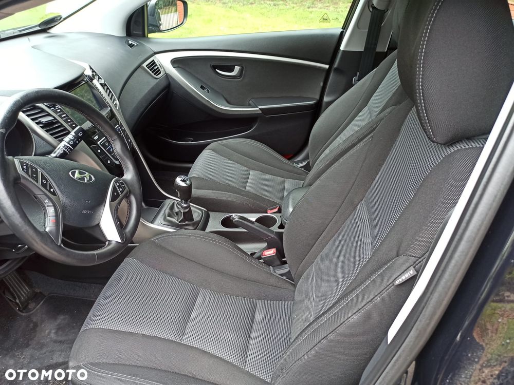 Hyundai i30 1.6 CRDi Comfort - 12