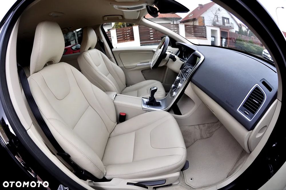 Volvo XC 60 D3 Drive-E Summum - 17