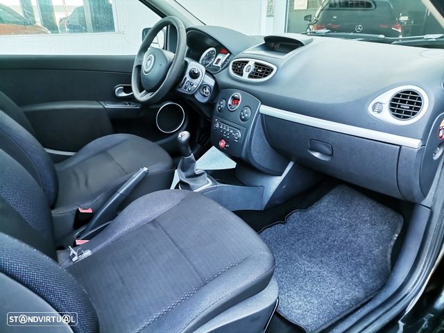 Renault Clio 1.2 16V Dynamique - 8