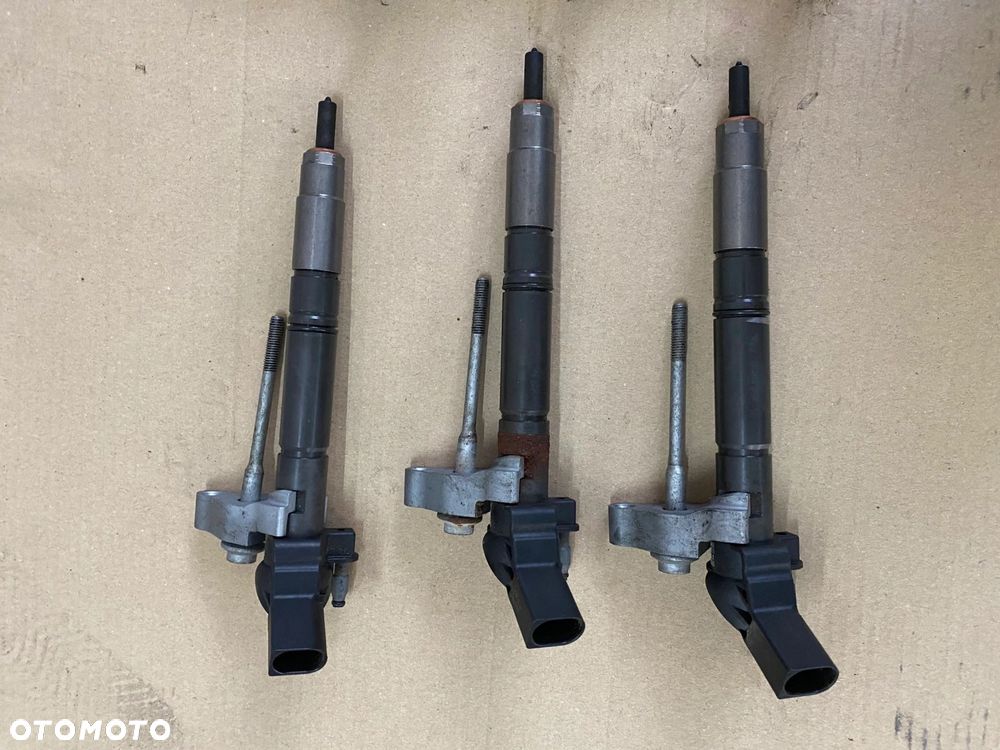 WTRYSKIWACZE POMPA UKŁAD PALIWOWY AUDI A4 8W A5 A6 4K A7 C8 A8 4N 3.0 TDI - 2