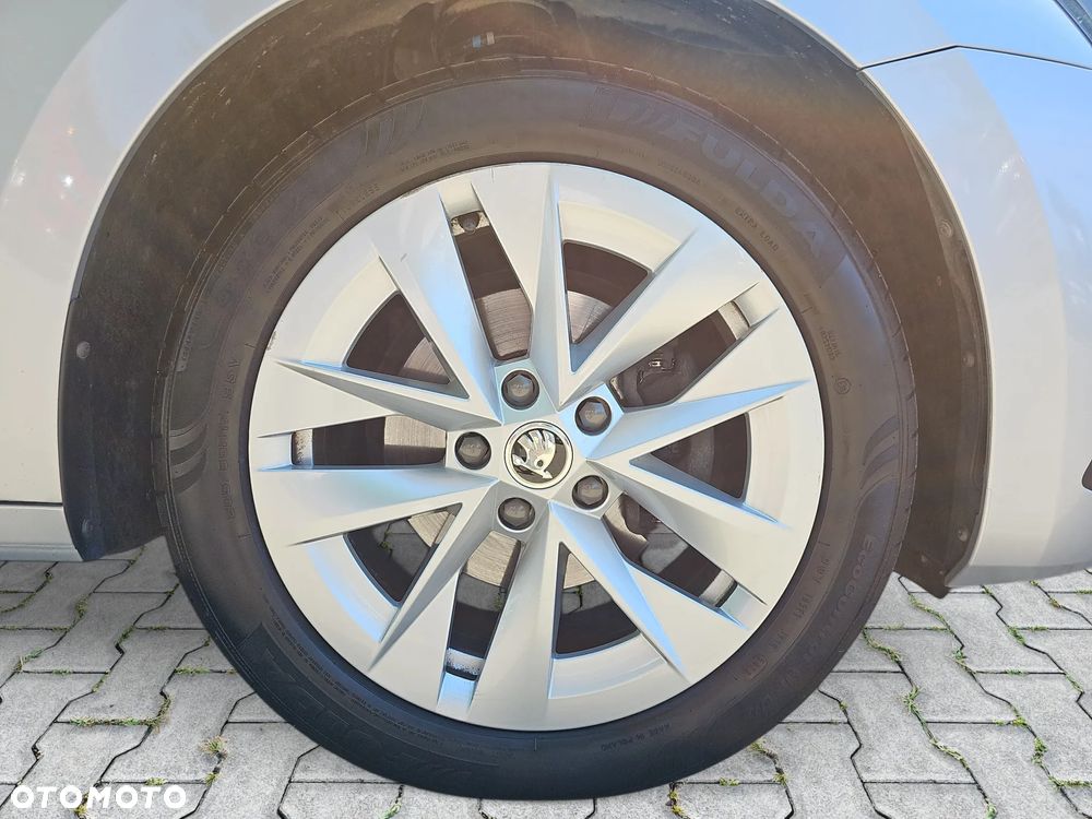 Skoda Octavia 2.0 TDI Ambition DSG - 12
