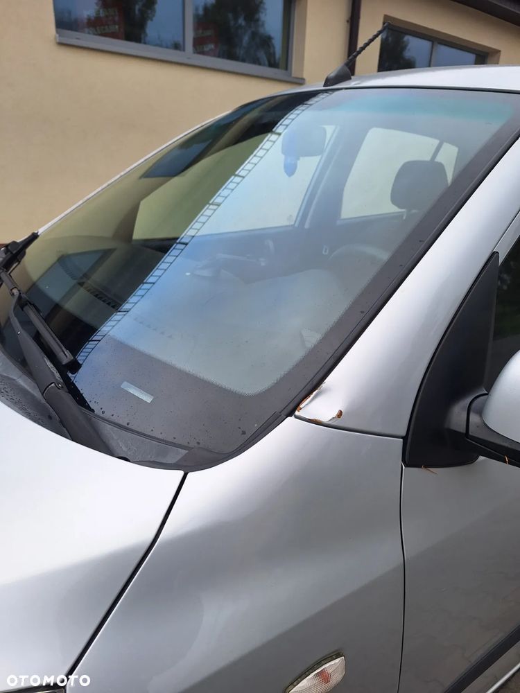 Hyundai i10 - 16