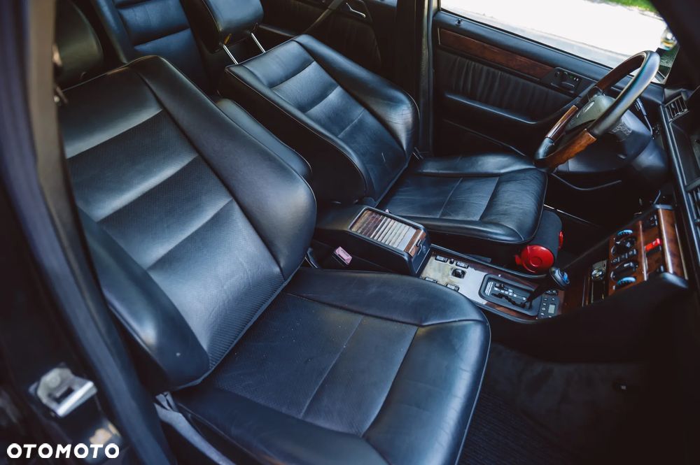 Mercedes-Benz Klasa E - 27