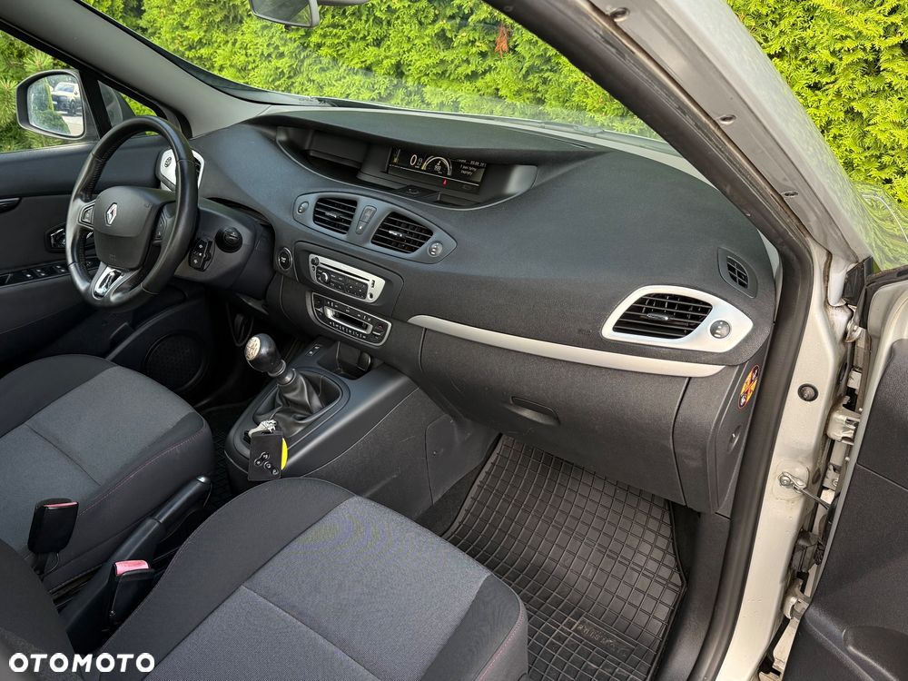 Renault Scenic - 6