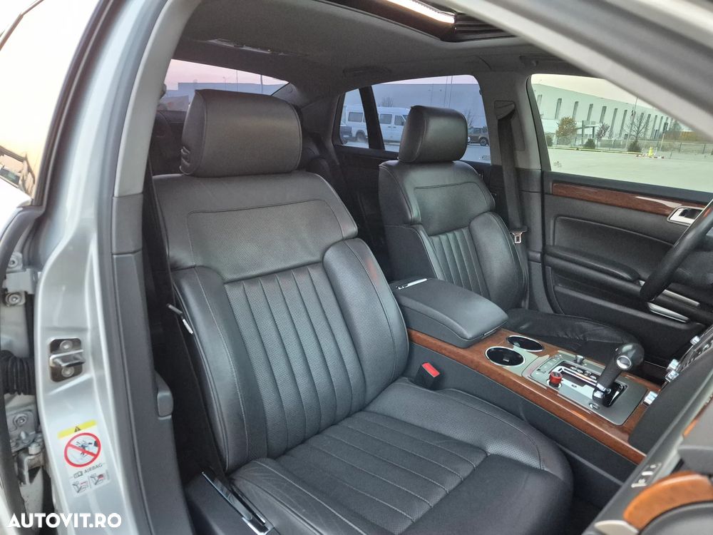 Volkswagen Phaeton - 24