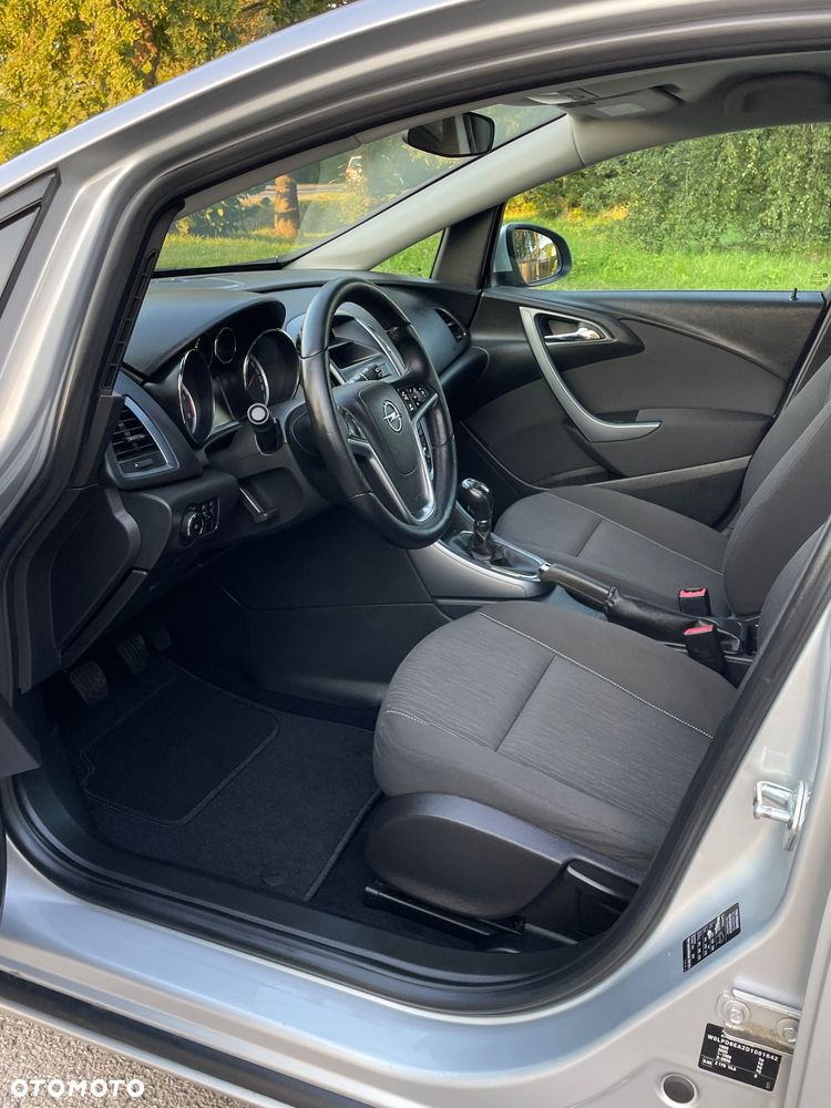 Opel Astra 1.3 CDTI Essentia ecoFLEX - 9