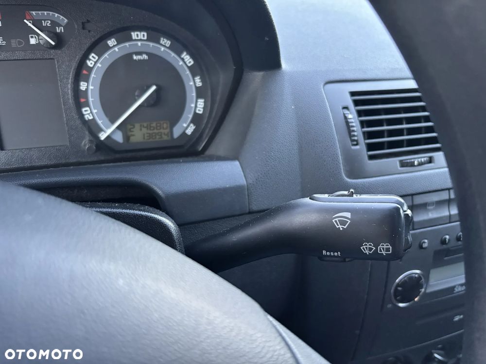 Skoda Fabia - 15