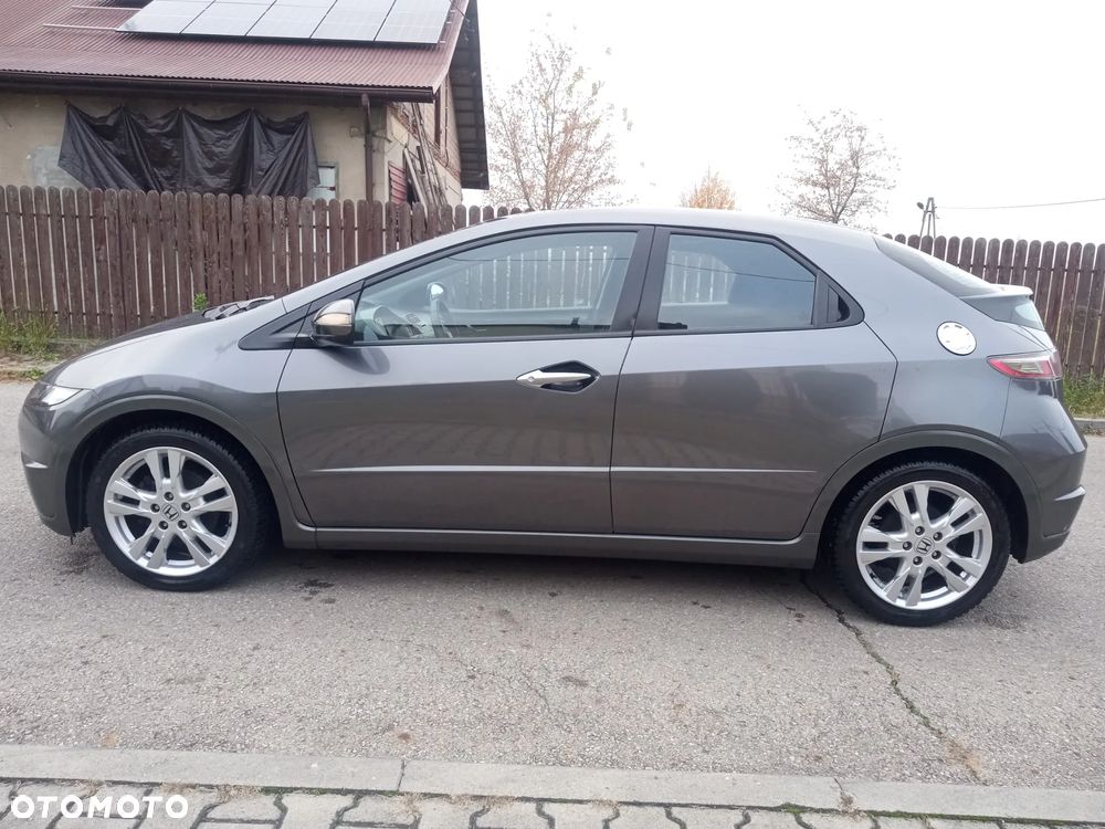 Honda Civic 2011 photo 4