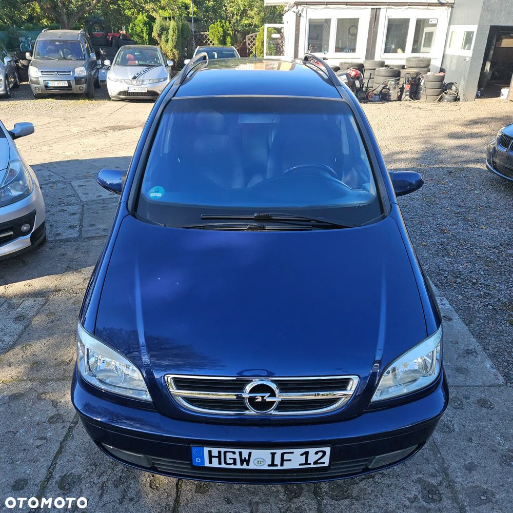 Opel Zafira 2.2 DTI Elegance - 2