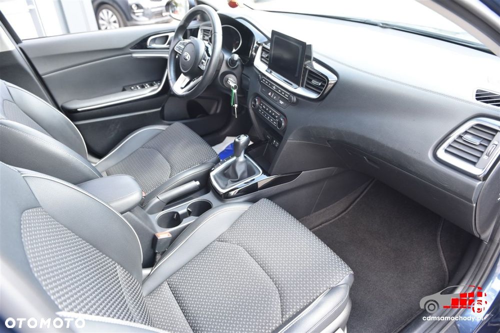 Kia Ceed 1.4 L Business Line Plus - 12