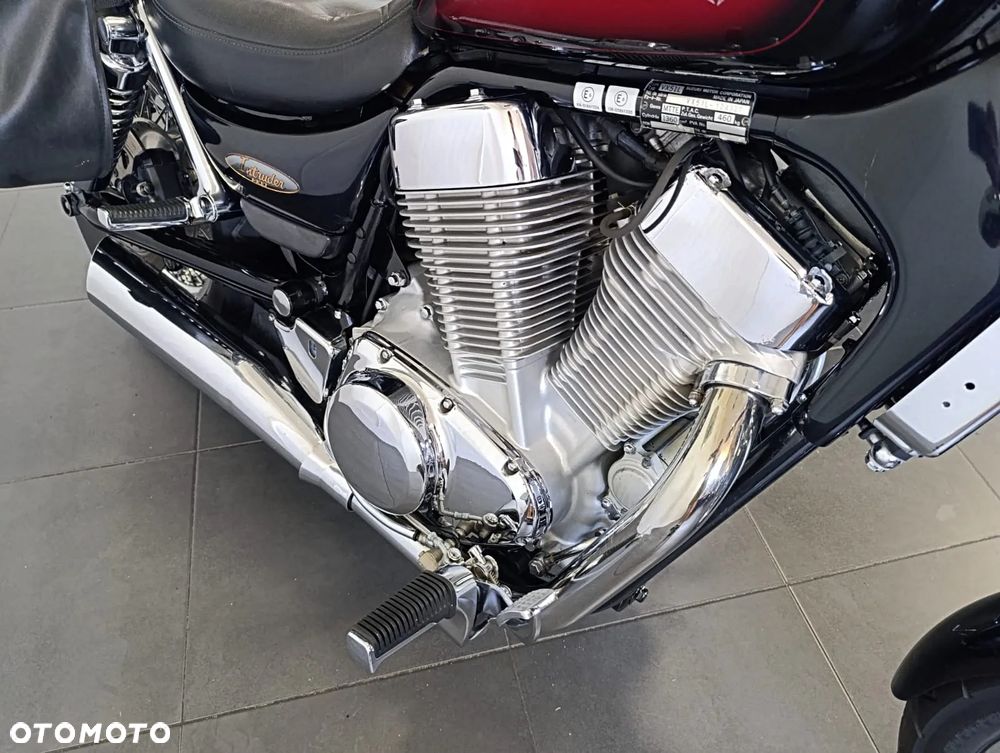 Suzuki Intruder - 4