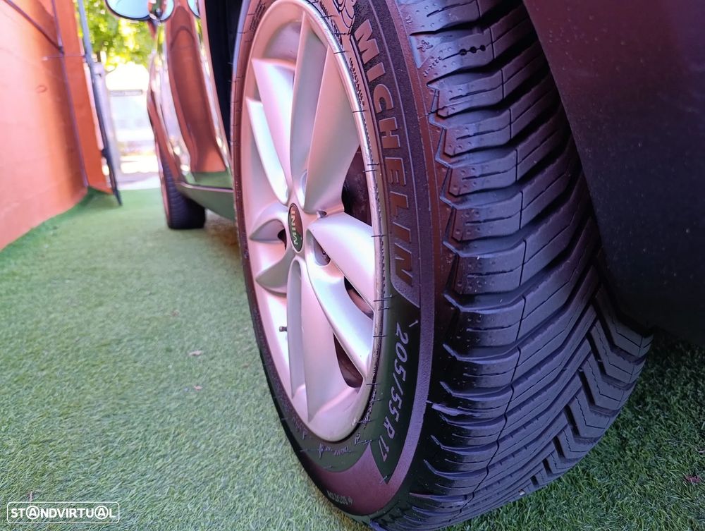 MINI Countryman - 16