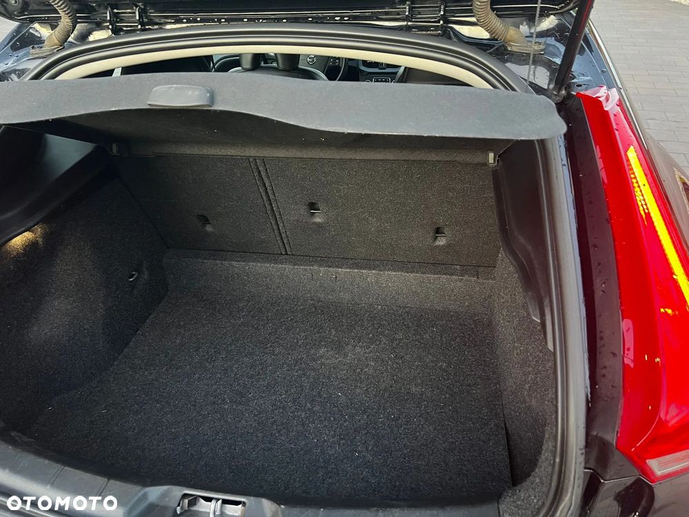 Volvo V40 D2 Drive-E Momentum - 16