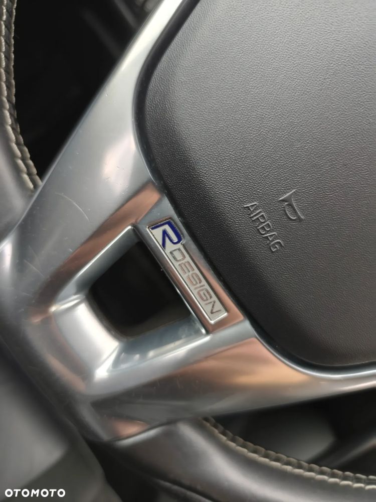 Volvo V40 D2 R Design - 14