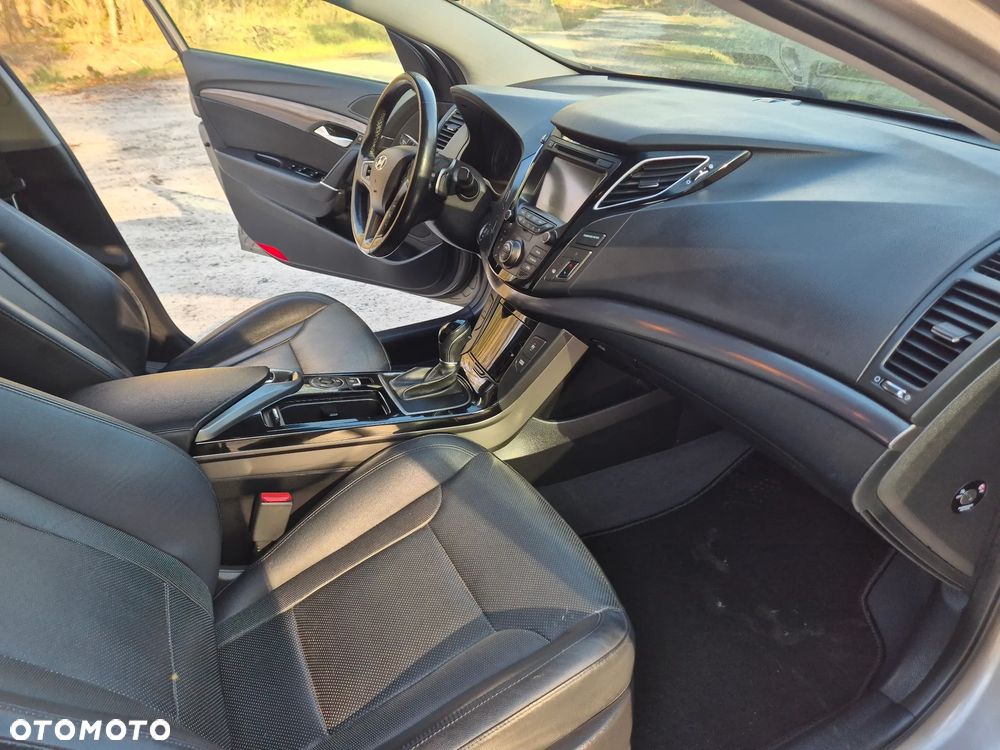 Hyundai i40 Kombi blue 1.7 CRDi DCT Premium - 21