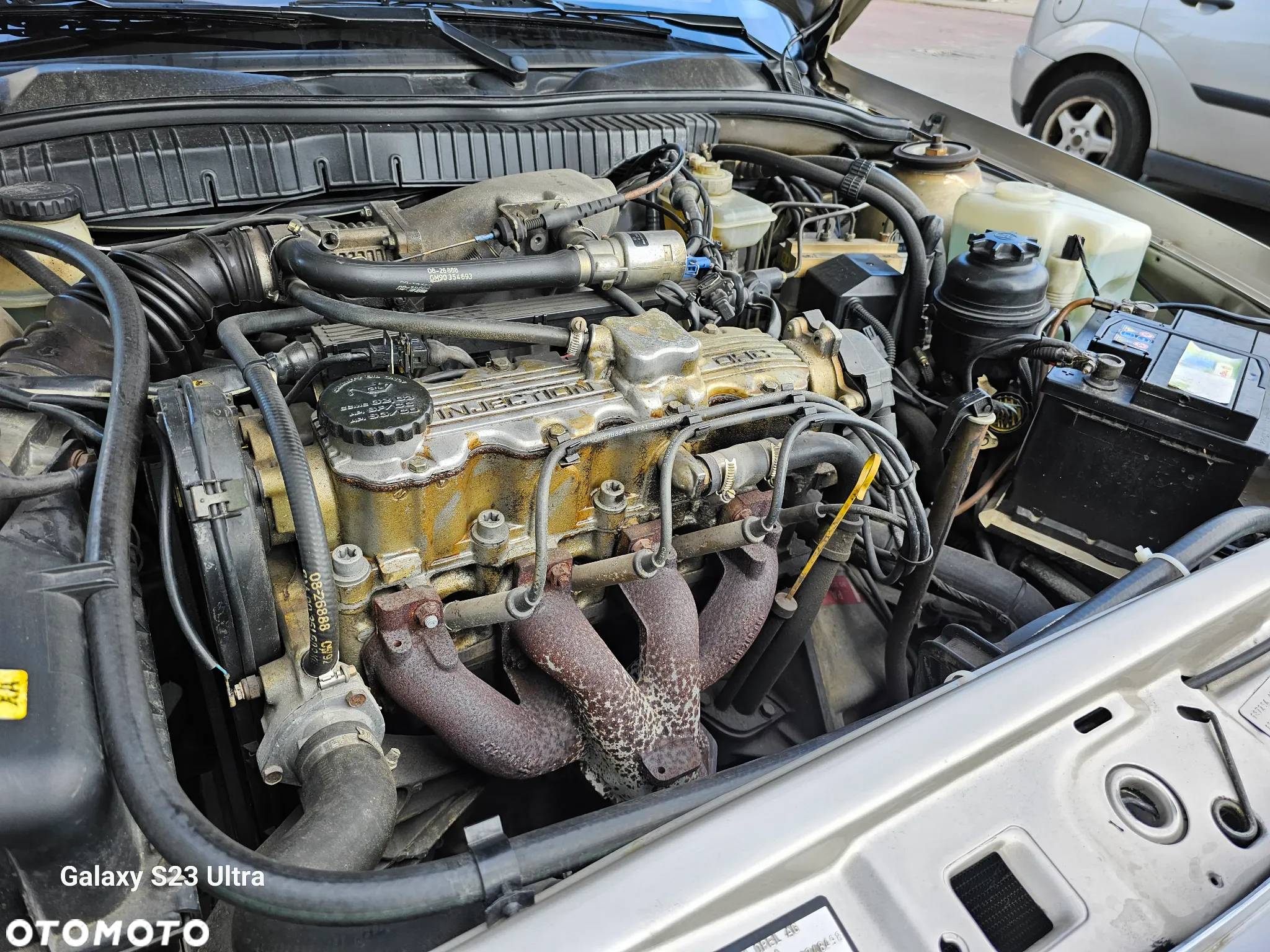 Opel Vectra 2.0 GL - 35