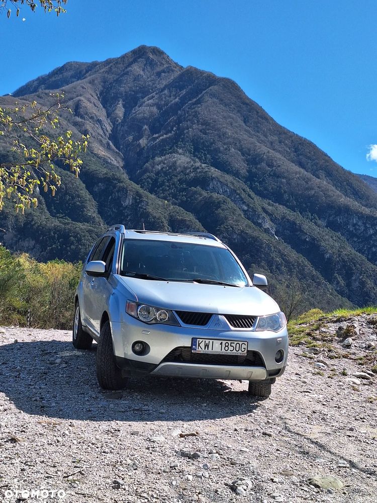 Mitsubishi Outlander 2.0 DID Intense - 1