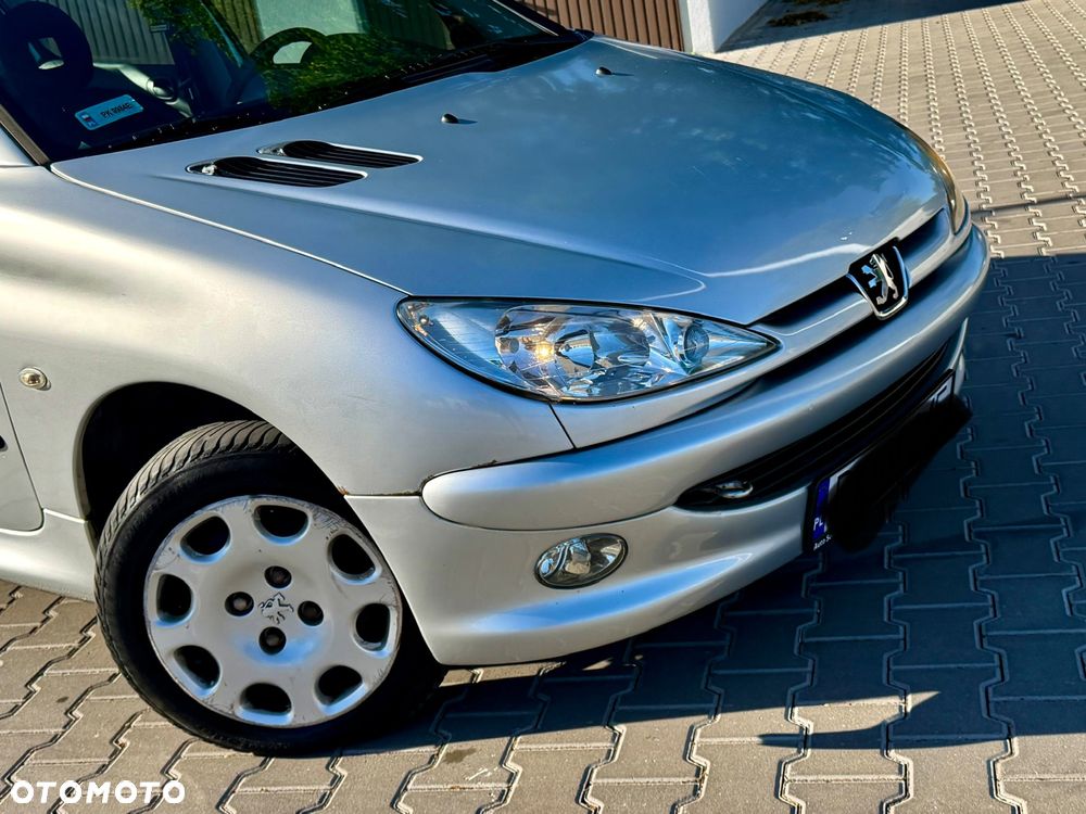Peugeot 206 - 3