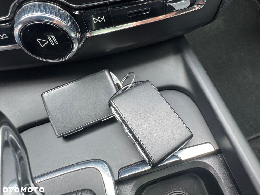 Volvo XC 60 T5 AWD Geartronic Momentum - 26